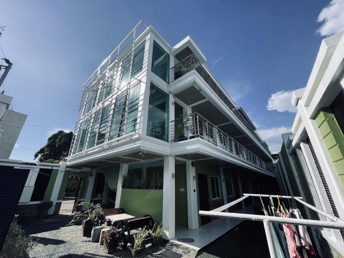 Delta Star Manor Ξενοδοχείο Naga  Εξωτερικό φωτογραφία